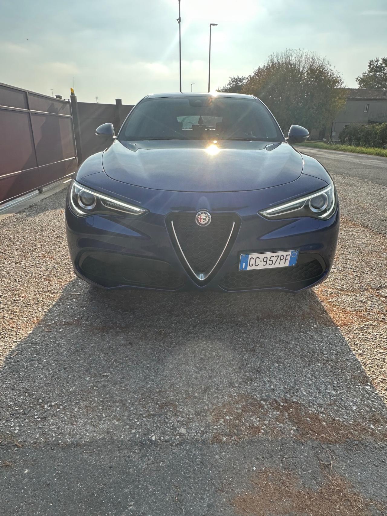 Alfa Romeo Stelvio 2.2 Turbodiesel 190 CV AT8 Q4 Business