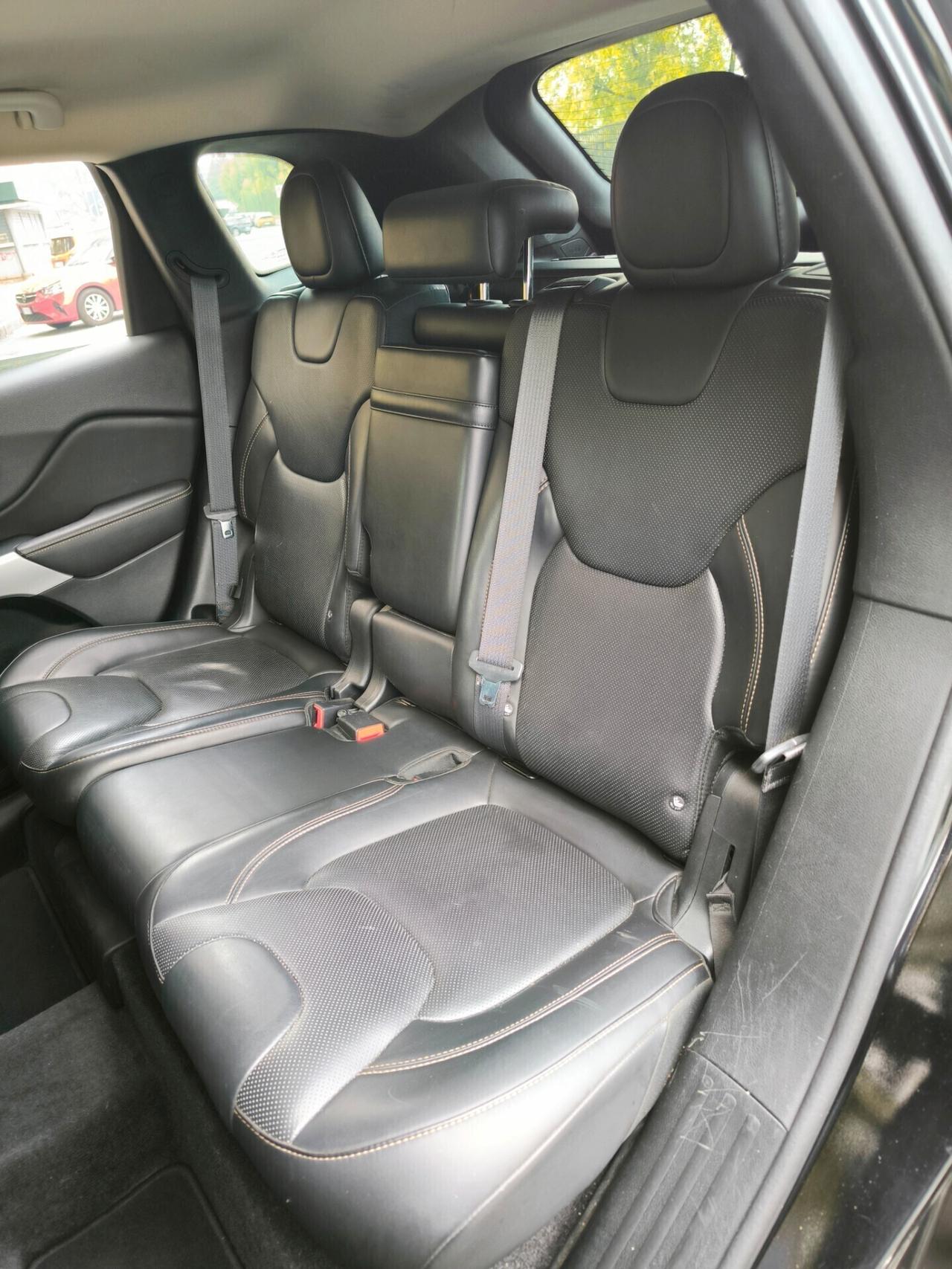 Jeep Cherokee 2.2 Mjt II 4WD Active Drive Overland