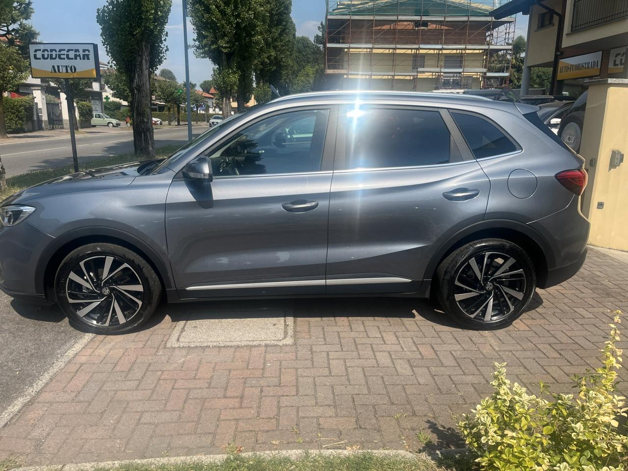 Mg ZS 1.5 Hybrid+ Luxury