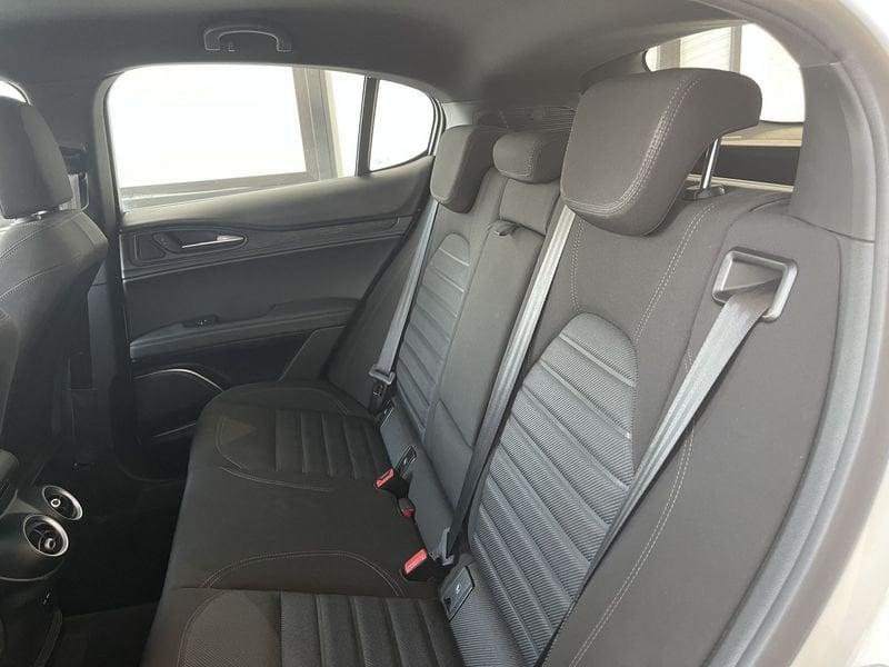 Alfa Romeo Stelvio 2.2 TD 160 CV Super Business AT8 RWD