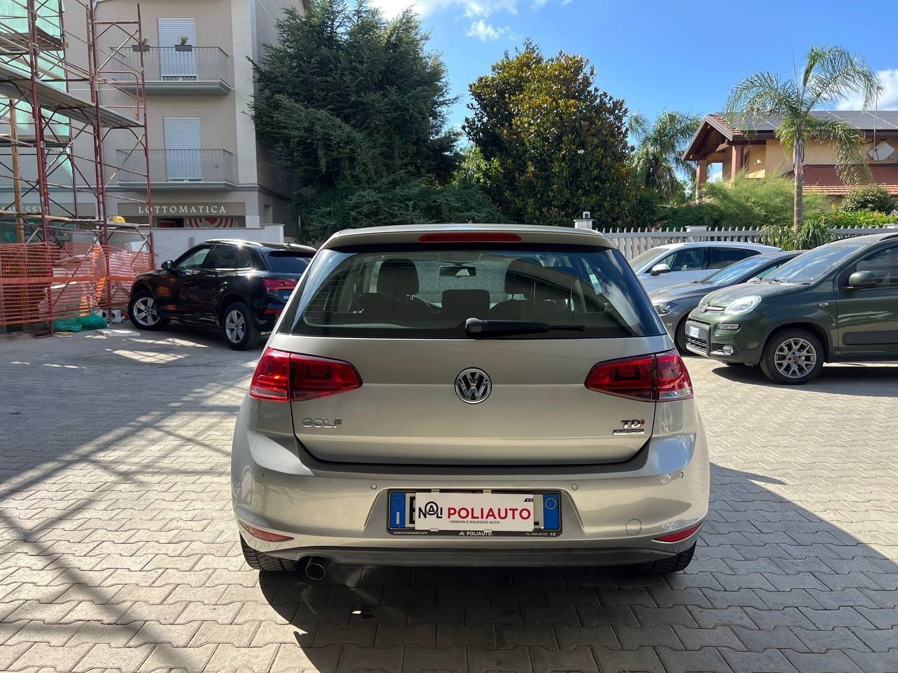 Golf Business 1.6 TDI 5P HIGHLINE bLUEMotion Techn