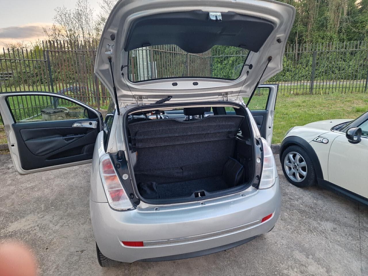 LANCIA YPSILON 1.4 Unyca Ecochic GPL - 2011
