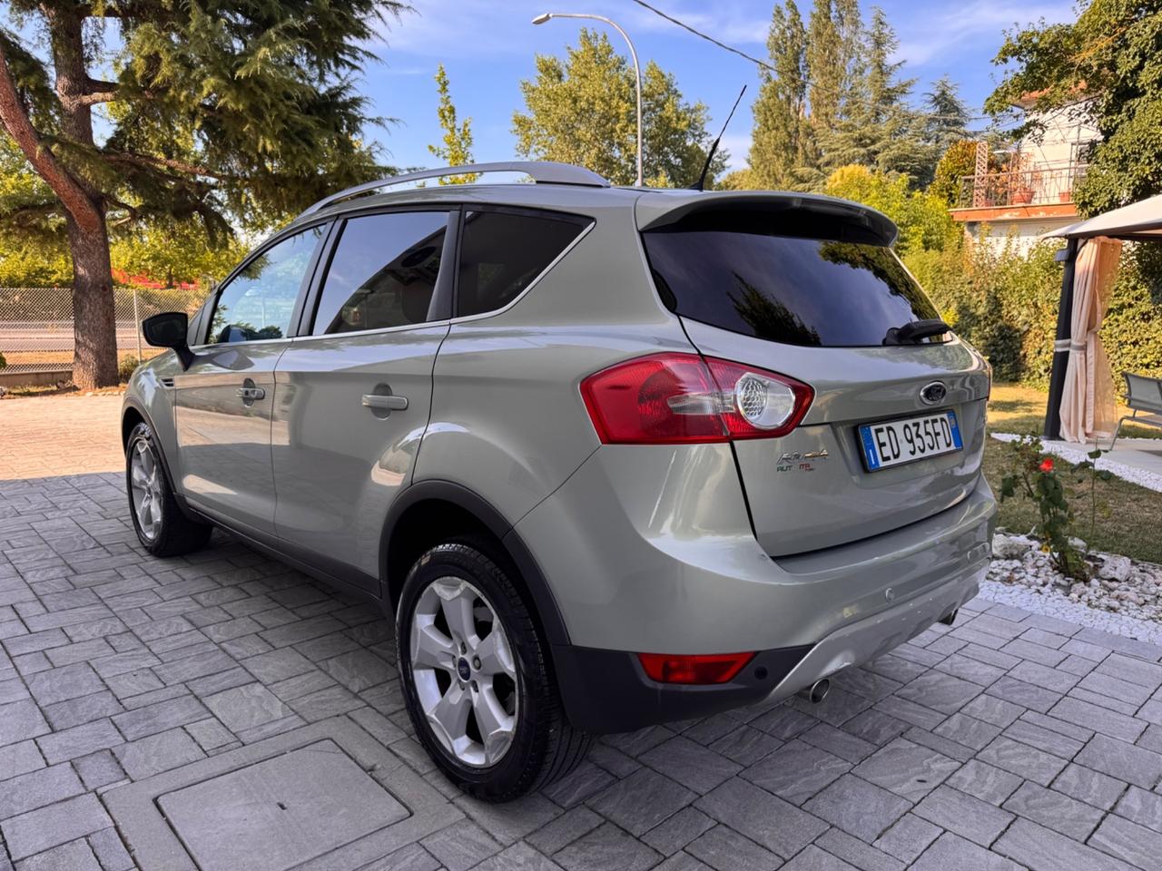 Ford Kuga 2.0 TDCi 136 CV 4WD Titanium DPF