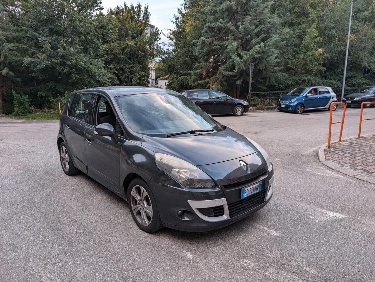 Renault Scenic Scénic X-Mod 1.5 dCi 110CV Luxe