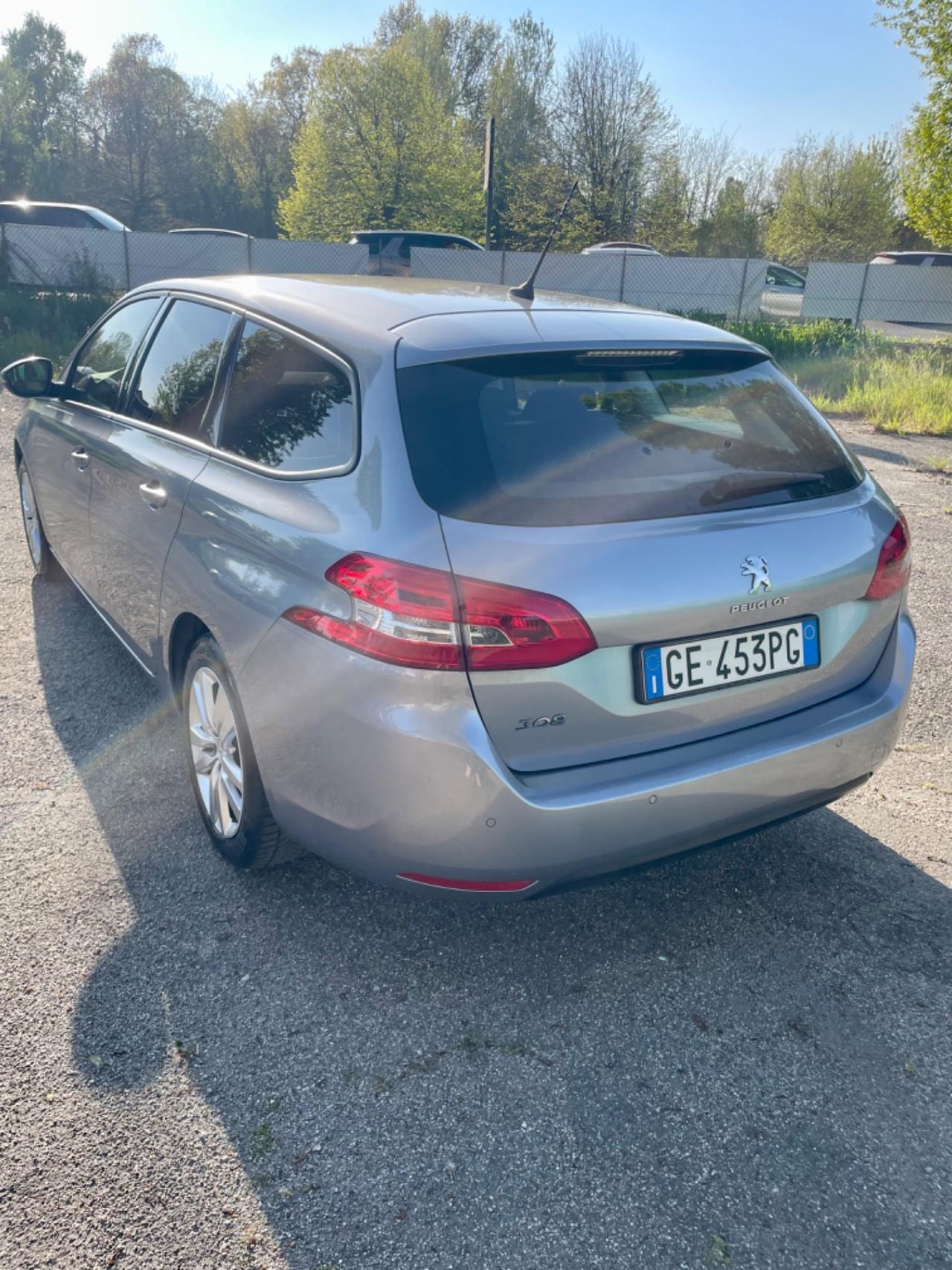 Peugeot 308 BlueHDi 130 S&S SW Business