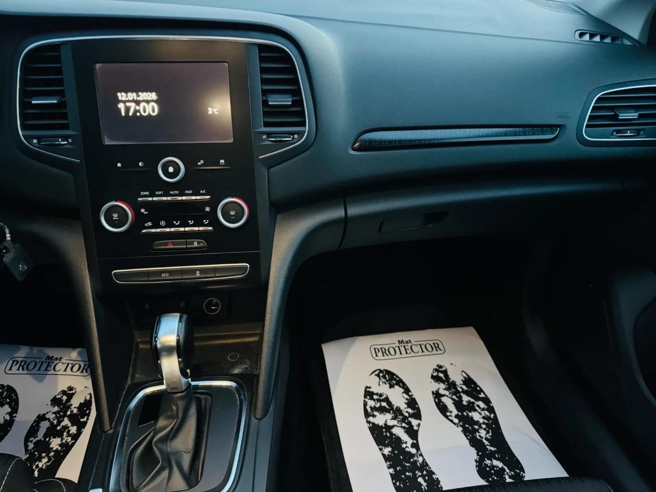 Renault Megane 1.5 dCi 2017 cambio Automatico