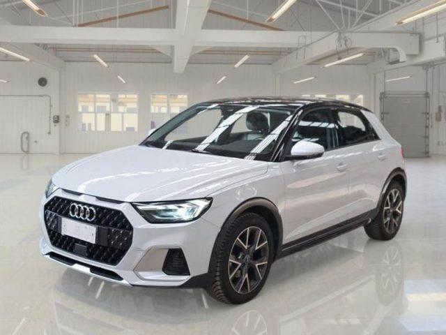 AUDI A1 citycarver 30 TFSI Admired