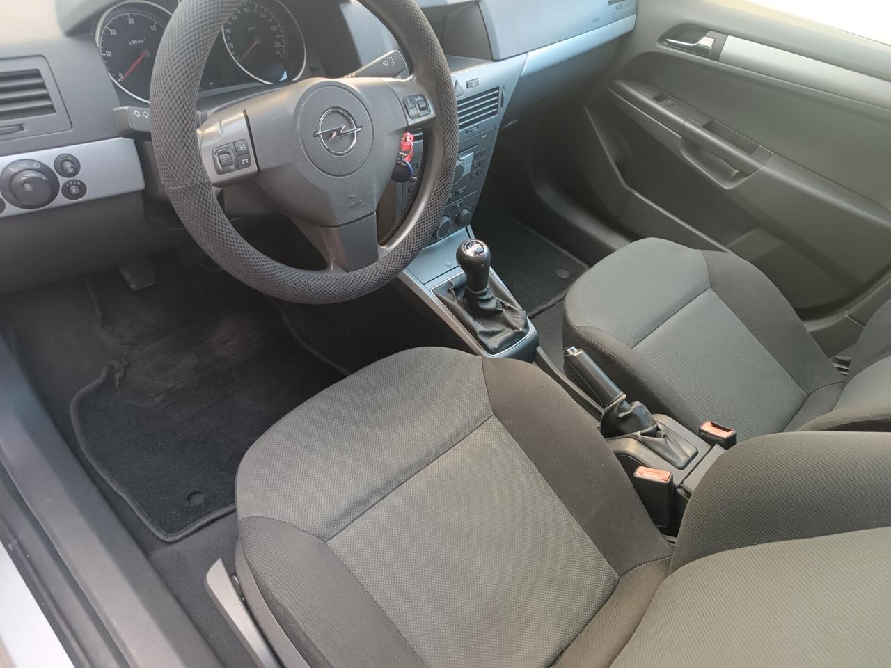 Opel Astra 1.3 diesel garanzia