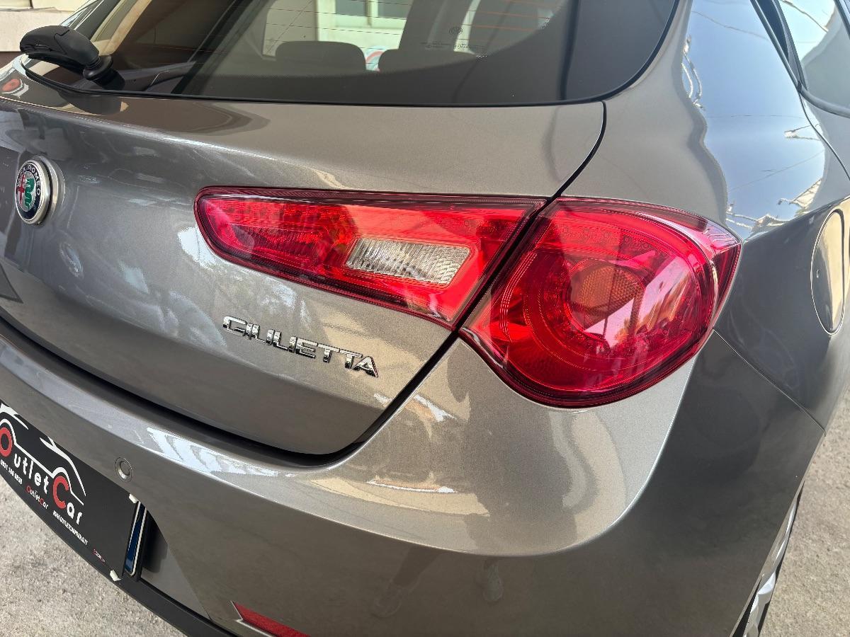 ALFA ROMEO - Giulietta - 1.6 JTDm 120 CV Super Launch Edition