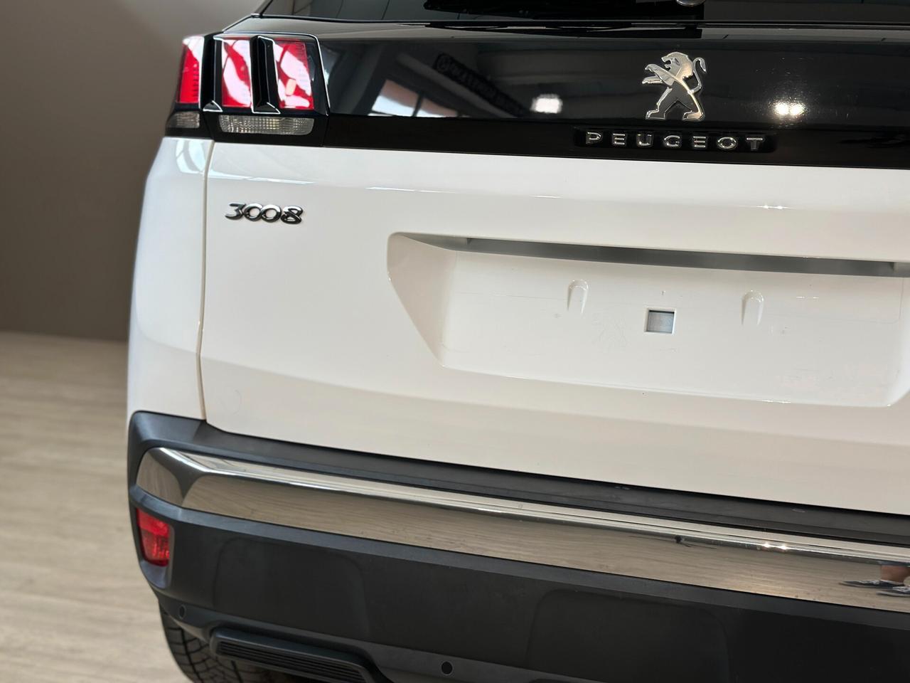 Peugeot 3008 1.5 BlueHDi Business 130CV S&S EAT8