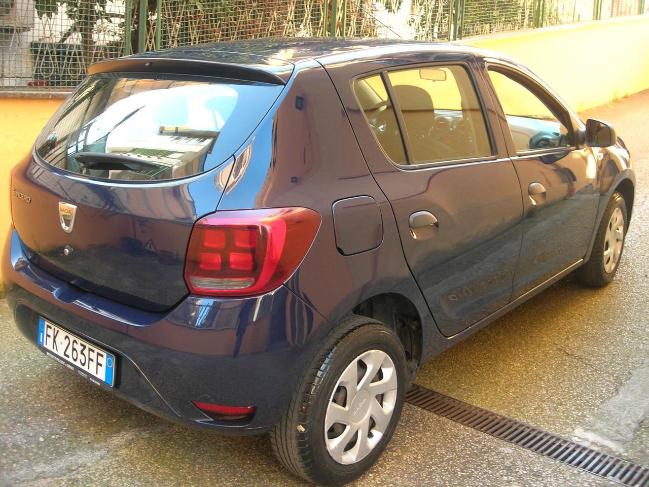 Dacia Sandero 1.0 SCe 12V 75CV Lauréate
