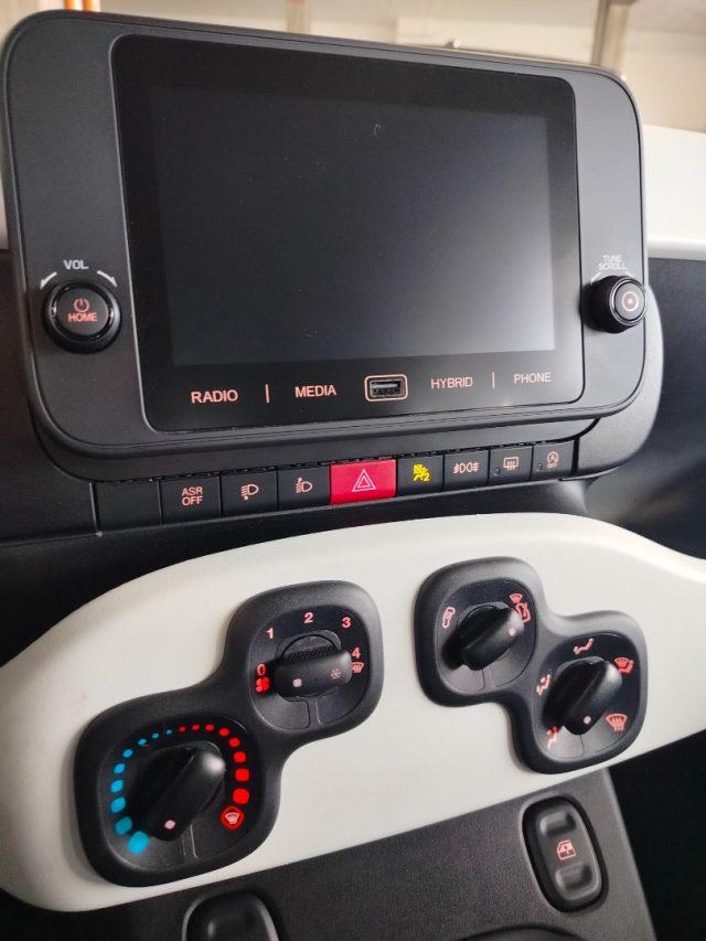 FIAT Panda 1.0 FireFly S&S Hybrid Pandina