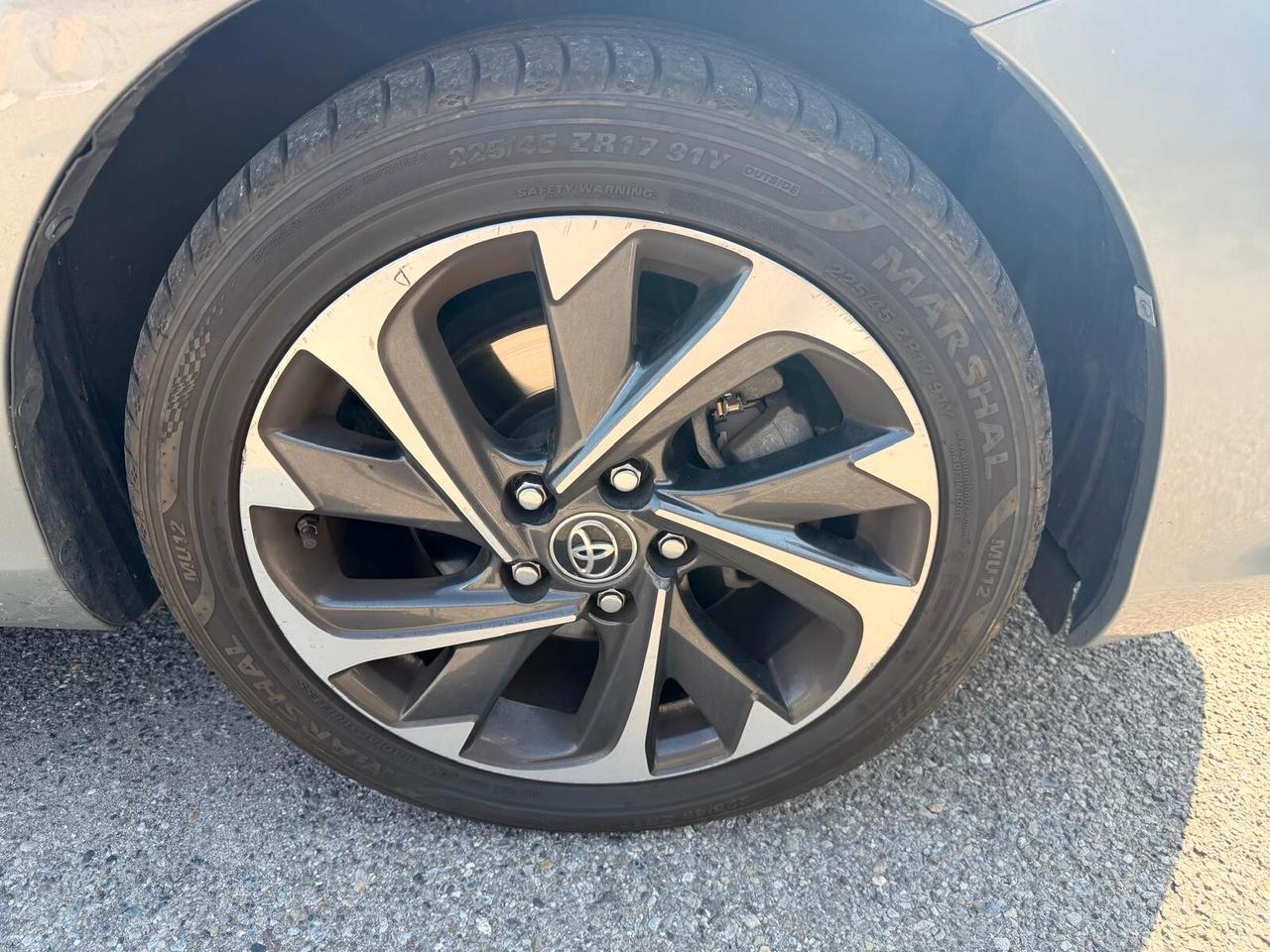 Toyota Auris Touring Sports 1.8 Hybrid Lounge