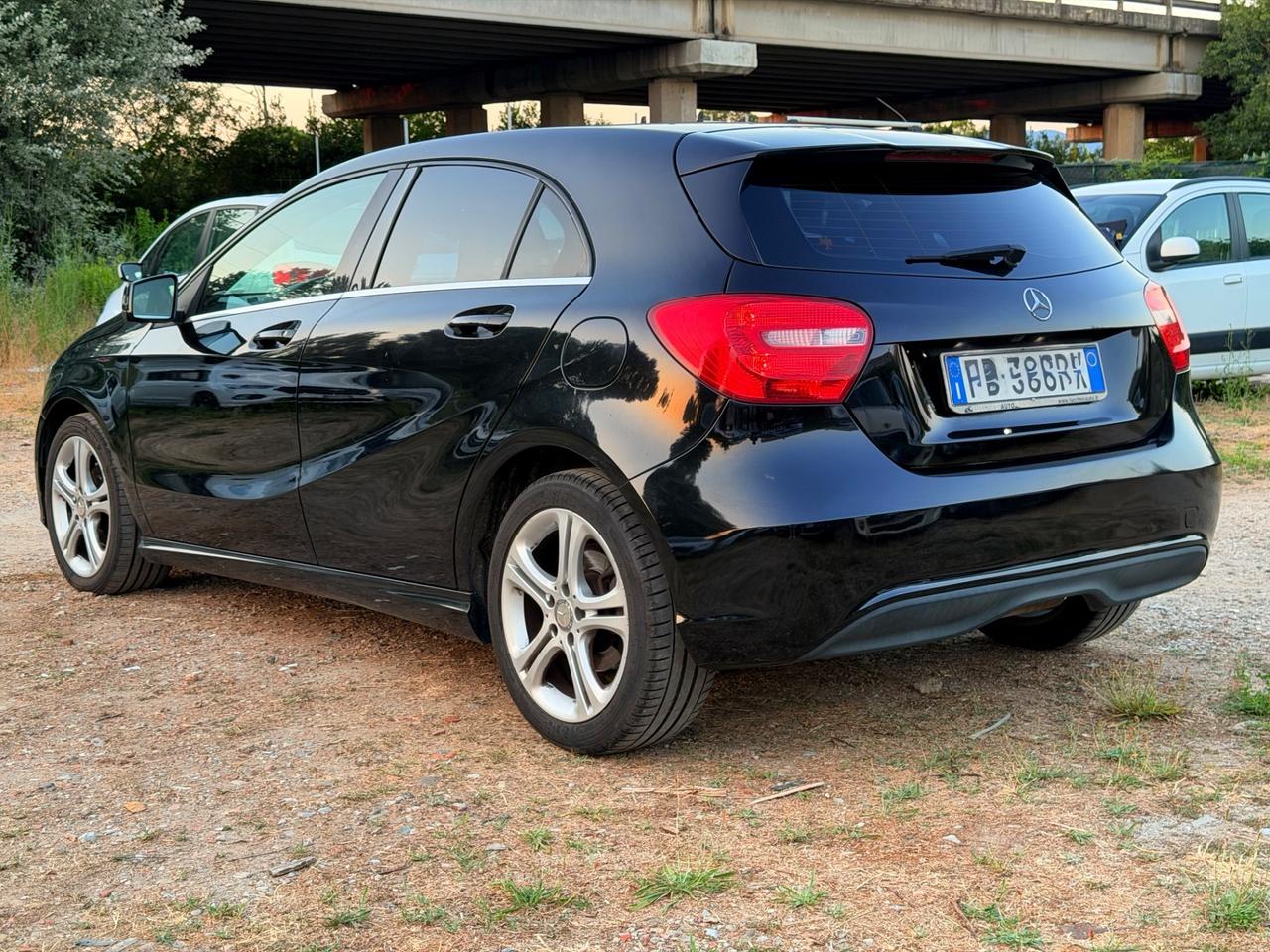 Mercedes-benz A 180 d Automatic Dark Night Edition 2016