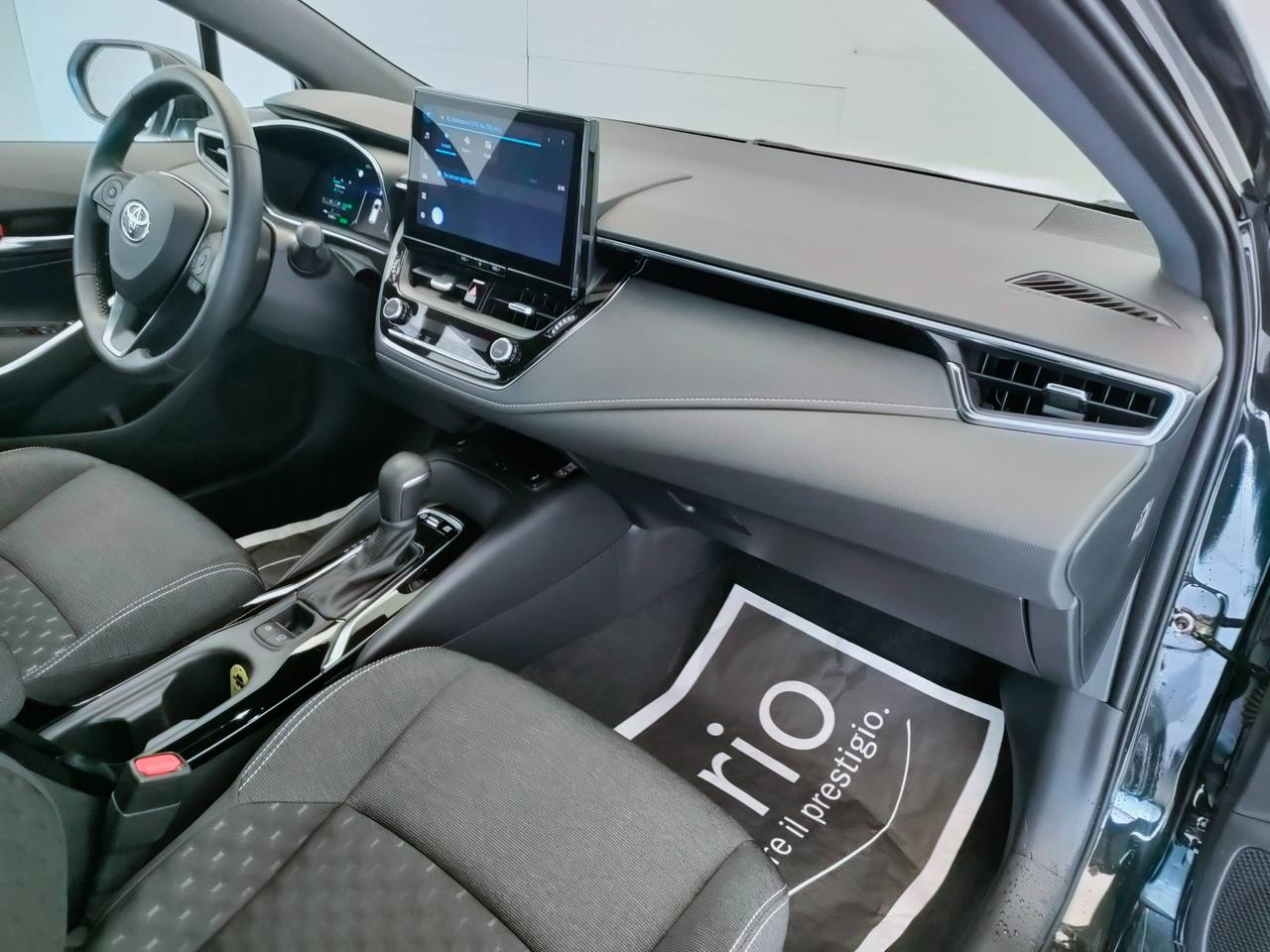 TOYOTA Corolla XII 2023 Touring Sports - Corolla Touring Sports 1.8h Active auto