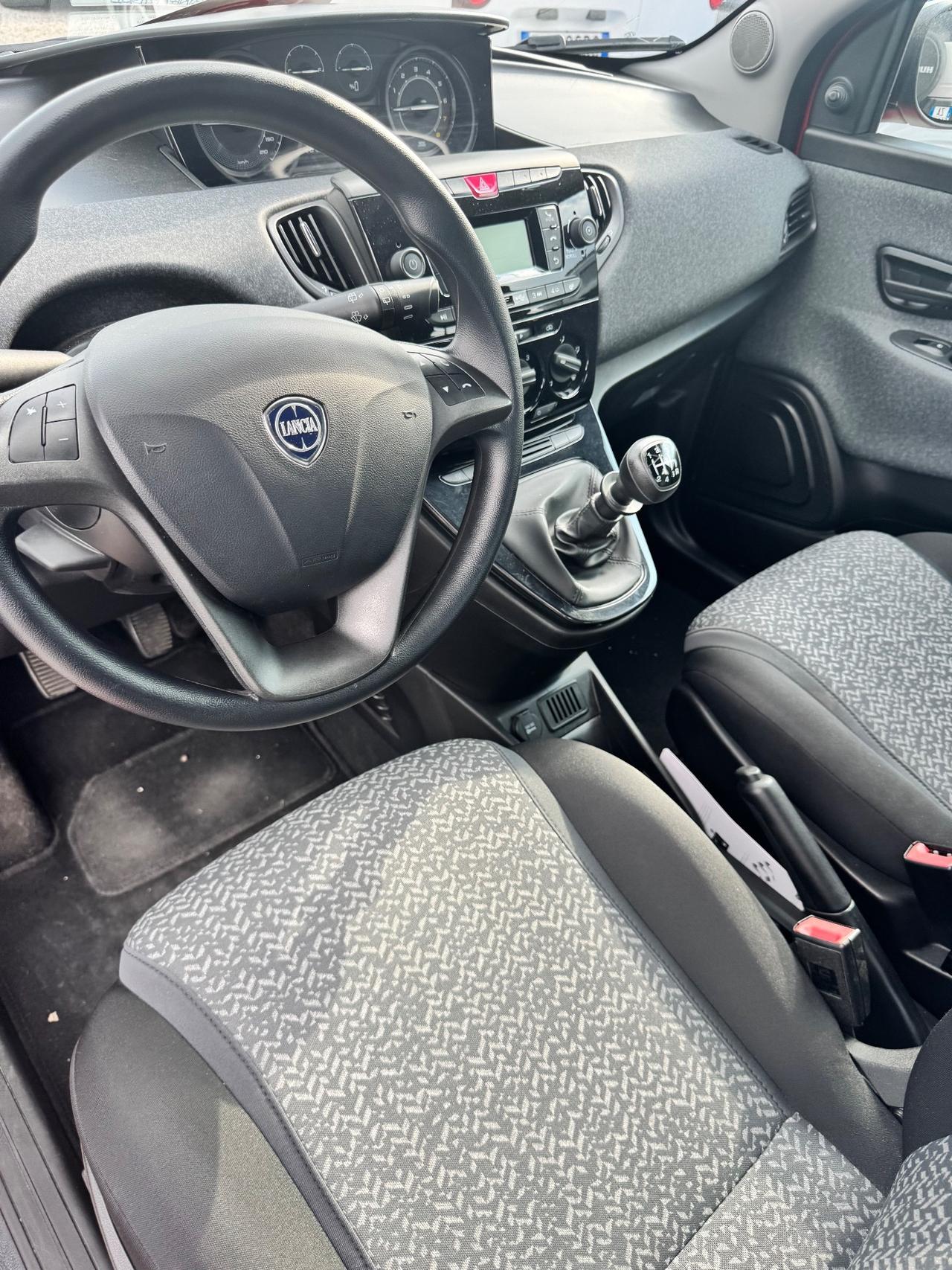 Lancia Ypsilon 1.0 FireFly 5 porte Hybrid GARANTITA