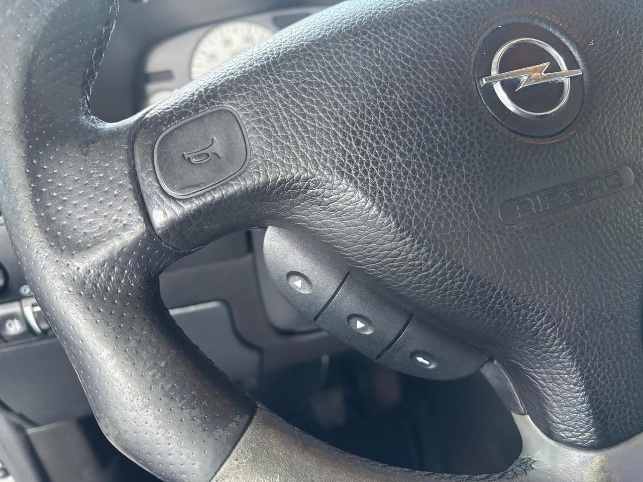 Opel Zafira 2.0 Turbo 16V cat OPC