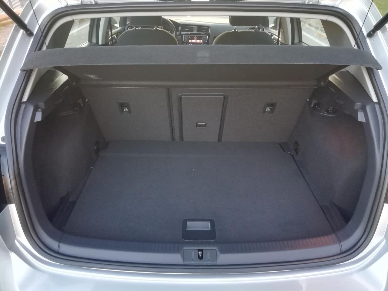 Volkswagen Golf 1.6 TDI 110 CV 5p. Highline BlueMotion Technology "UNICO PROPRIETARIO"