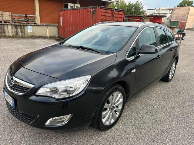 OPEL Astra 1.7 CDTI 125CV Sports Tourer Cosmo Bellissima