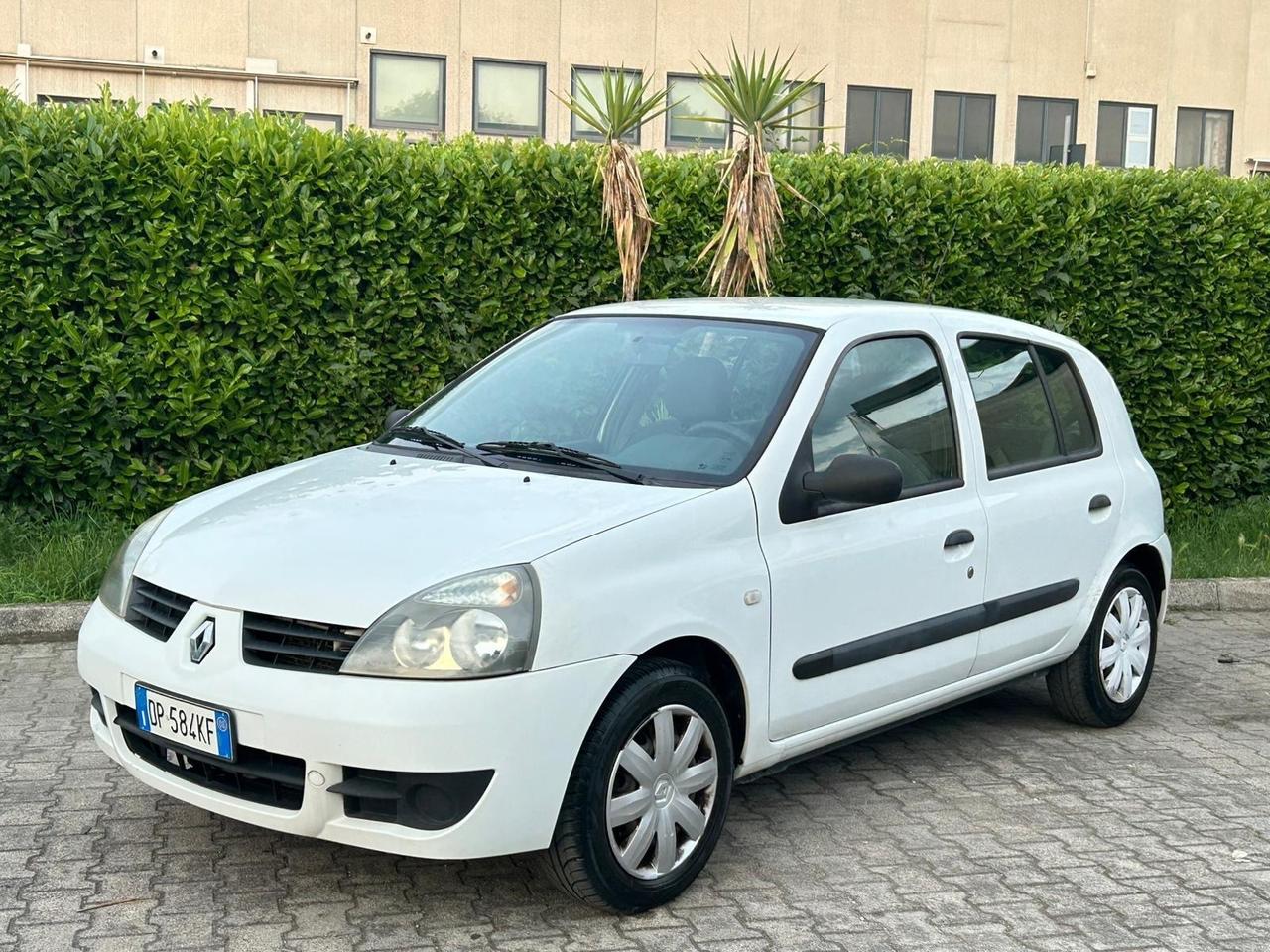 Renault Clio 1.2 5 porte GPL 180.000KM