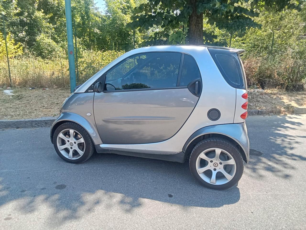 Smart ForTwo 700 coupé pure (45 kW)