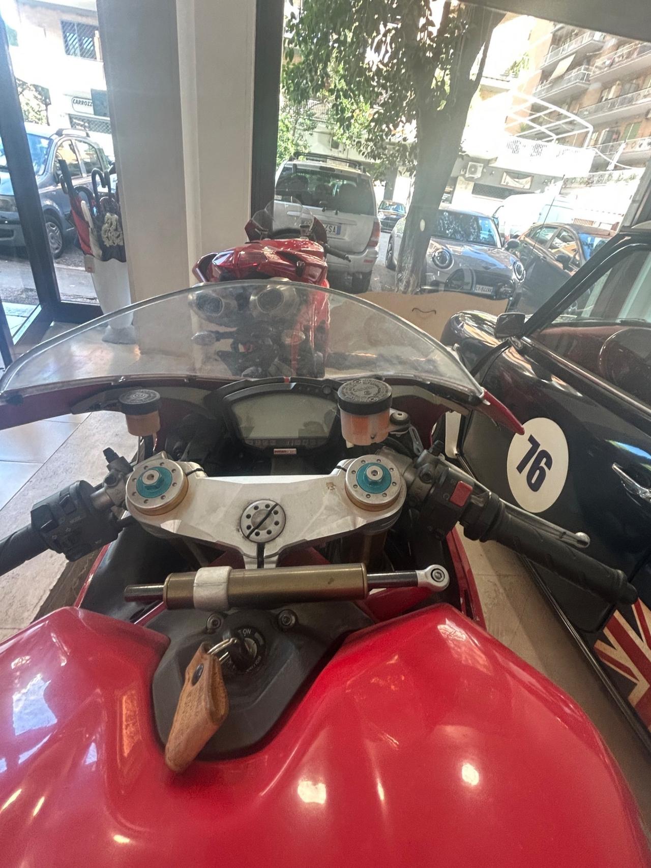 Ducati 1198 S