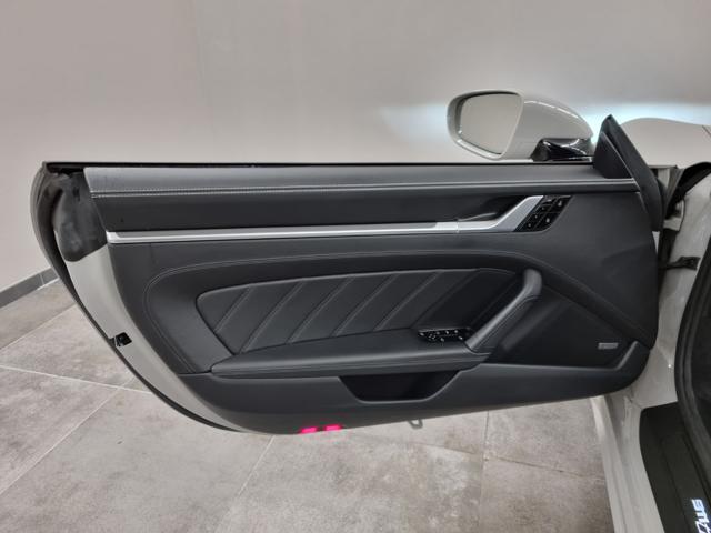 PORSCHE 911 Turbo S Cabriolet 650 cv