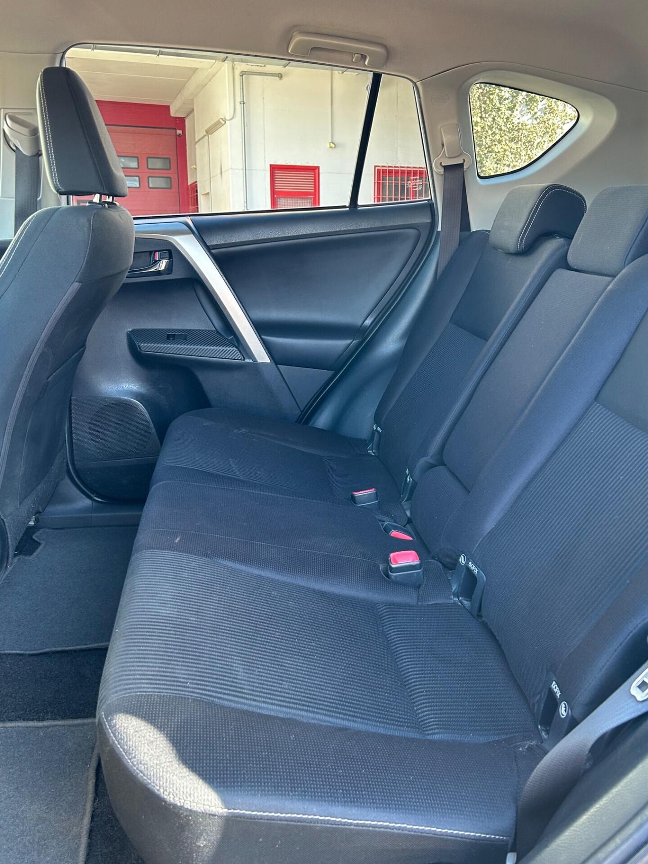 Toyota RAV 4 RAV4 2.2 D-4D 4WD Active