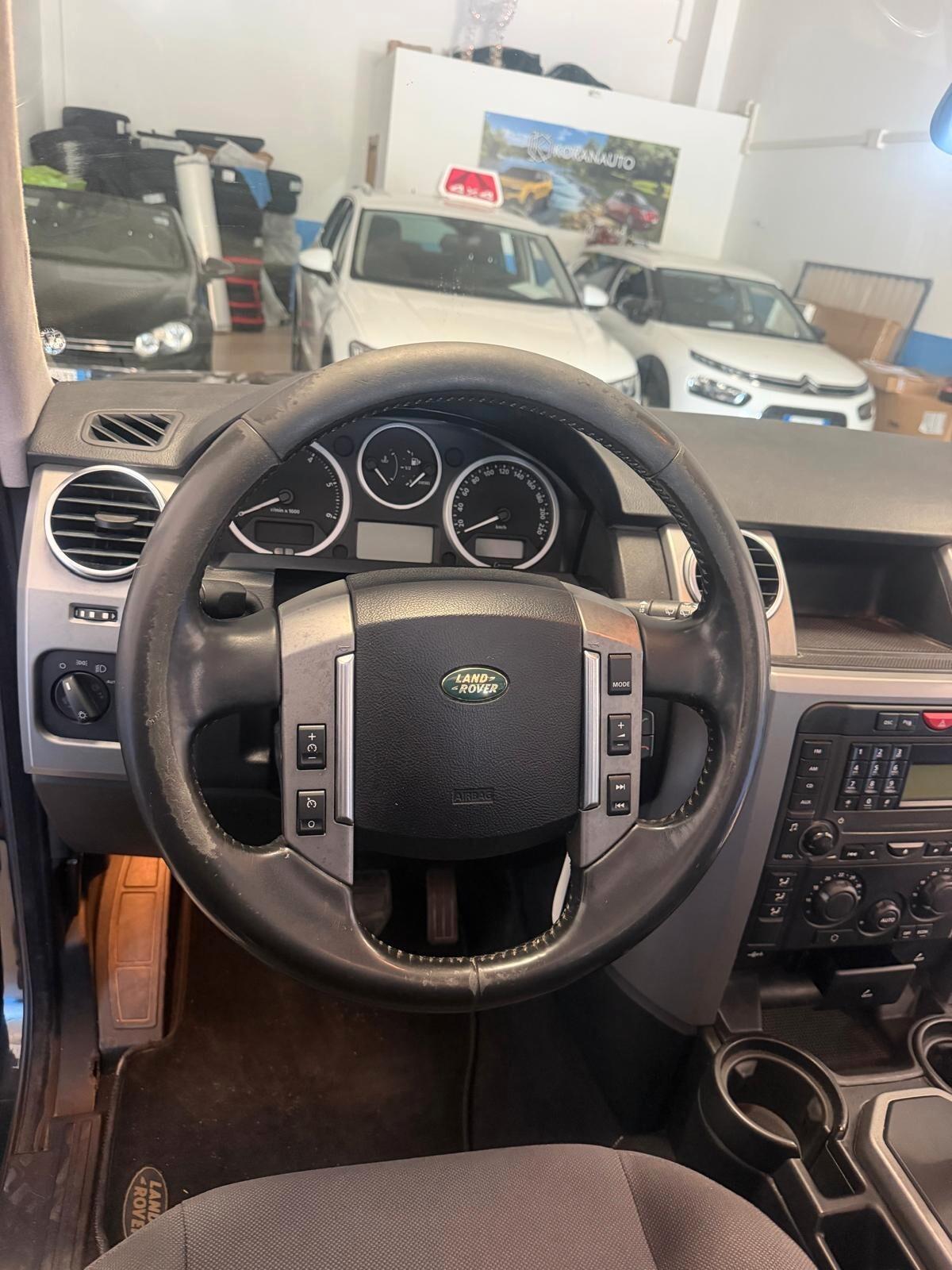 Land Rover Discovery 3 2.7 TDV6 HSE