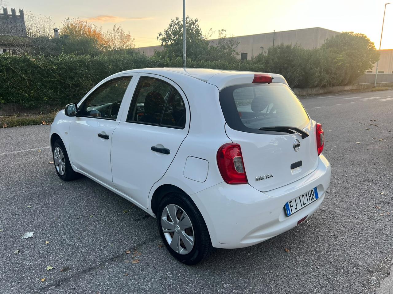 Nissan micra 1.2 benzina 80 cv 5 porte