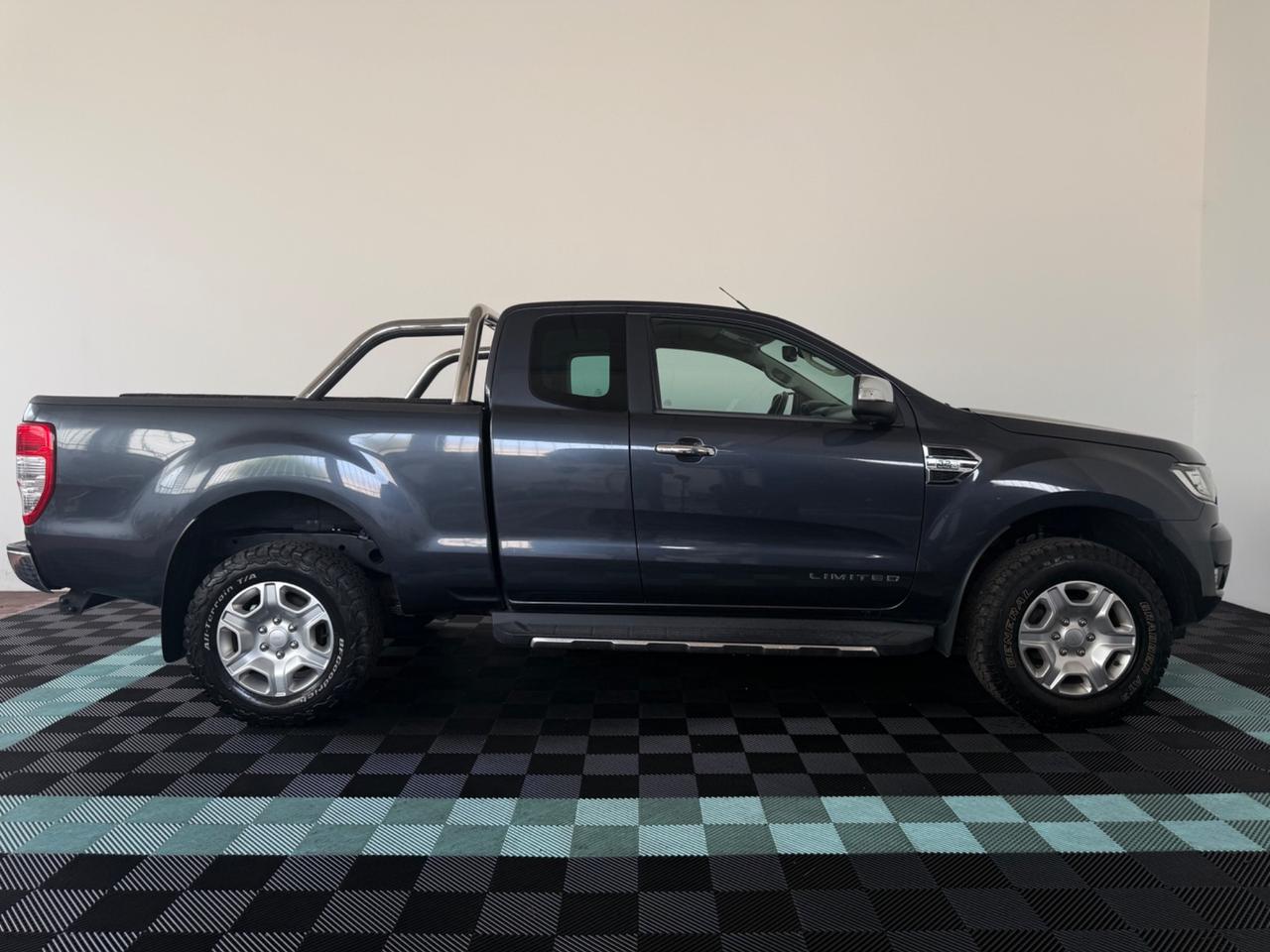 Ford Ranger 3.2 TDCi 200CV Aut. Extrakabine Limited 4x4