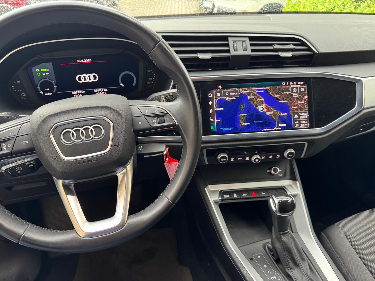 Audi Q3 SPB 45 TFSI e S tronic Business Plus