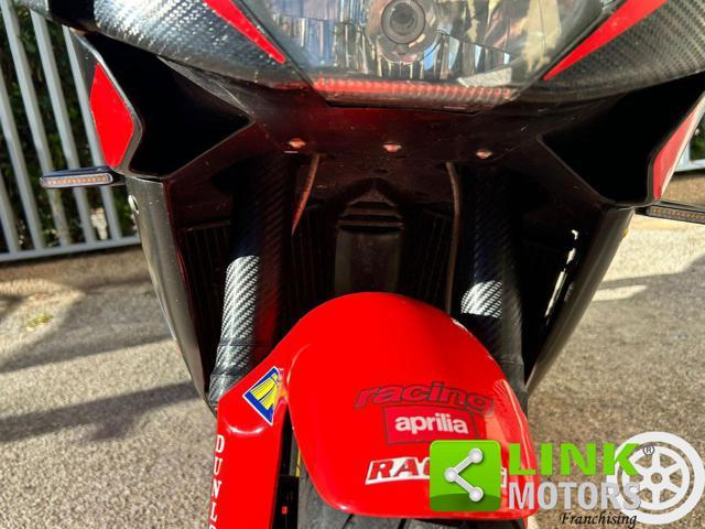 APRILIA RSV 1000 .