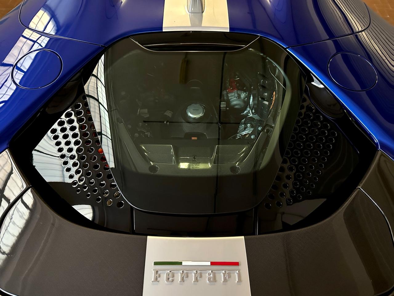 Ferrari SF90 Spider - Pacc. FIORANO LIMITED CARBON EDITION IVA 22%