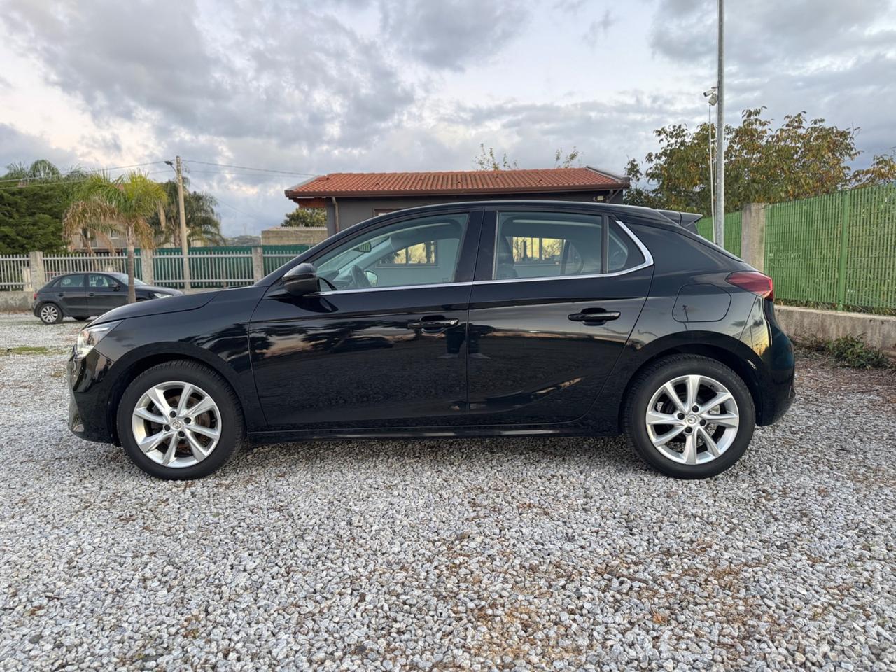 Opel Corsa 1.2 Elegance