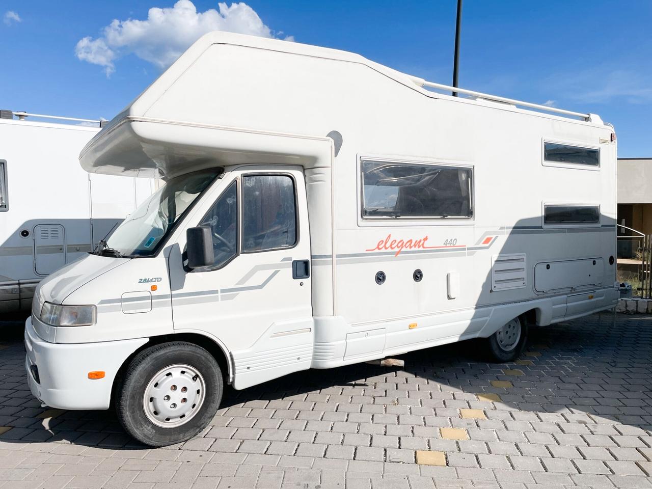 Ci International Elegant 440