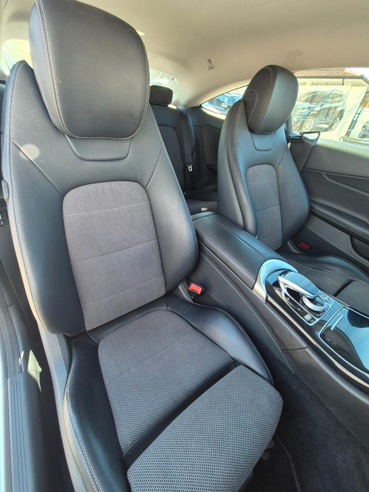 Mercedes-benz C 220 d Coupé Premium