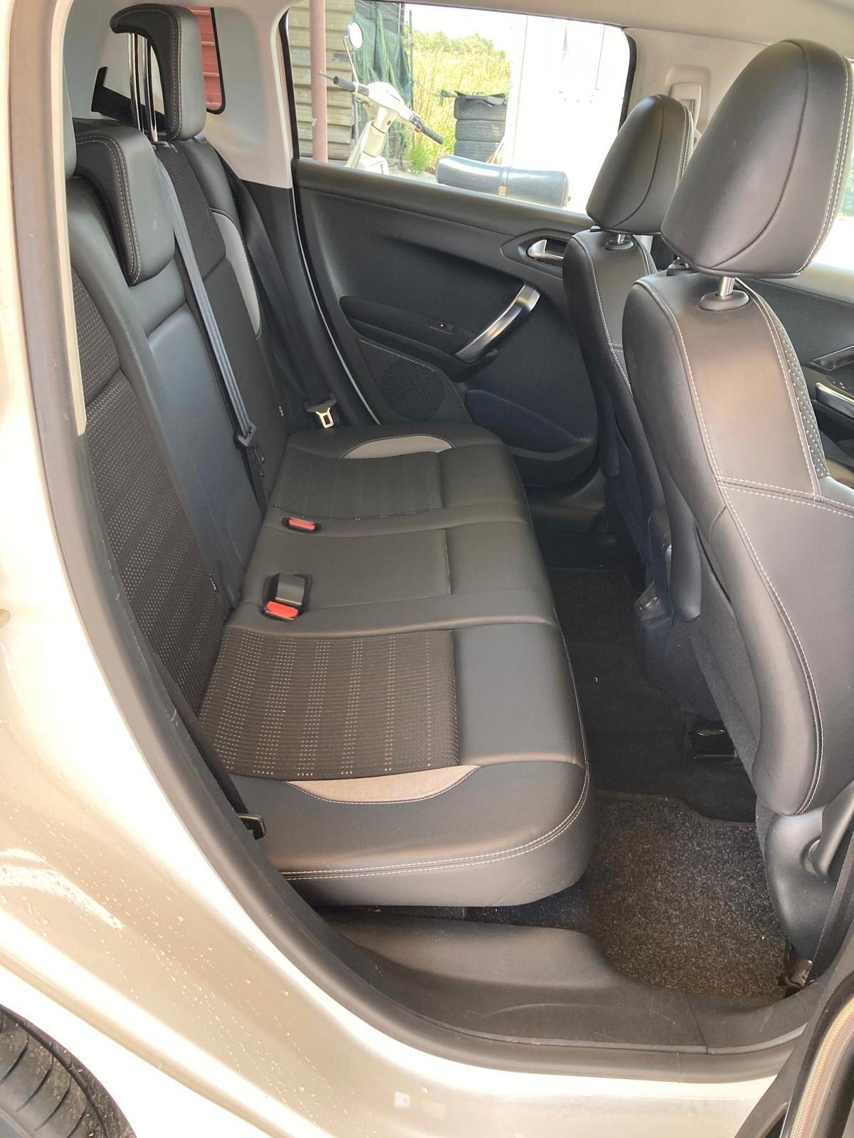 Peugeot 2008 1.6 e-HDi 92 CV Stop&Start Allure