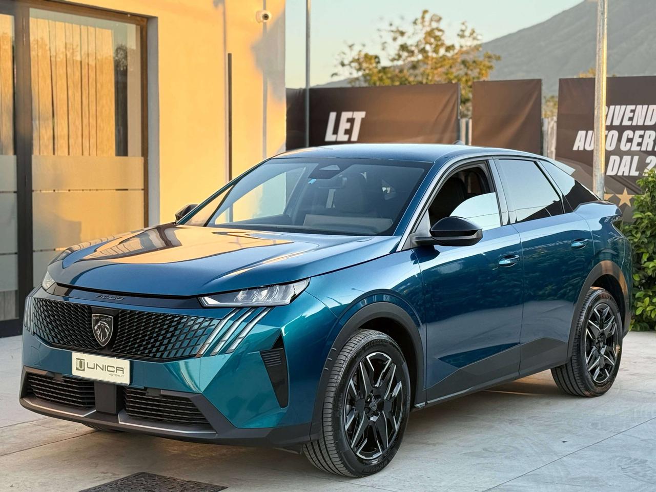 Peugeot 3008 1.2 Hybrid Allure 145cv ITALIANA - IVA ESPOSTA - UNICO PROPRIETARIO
