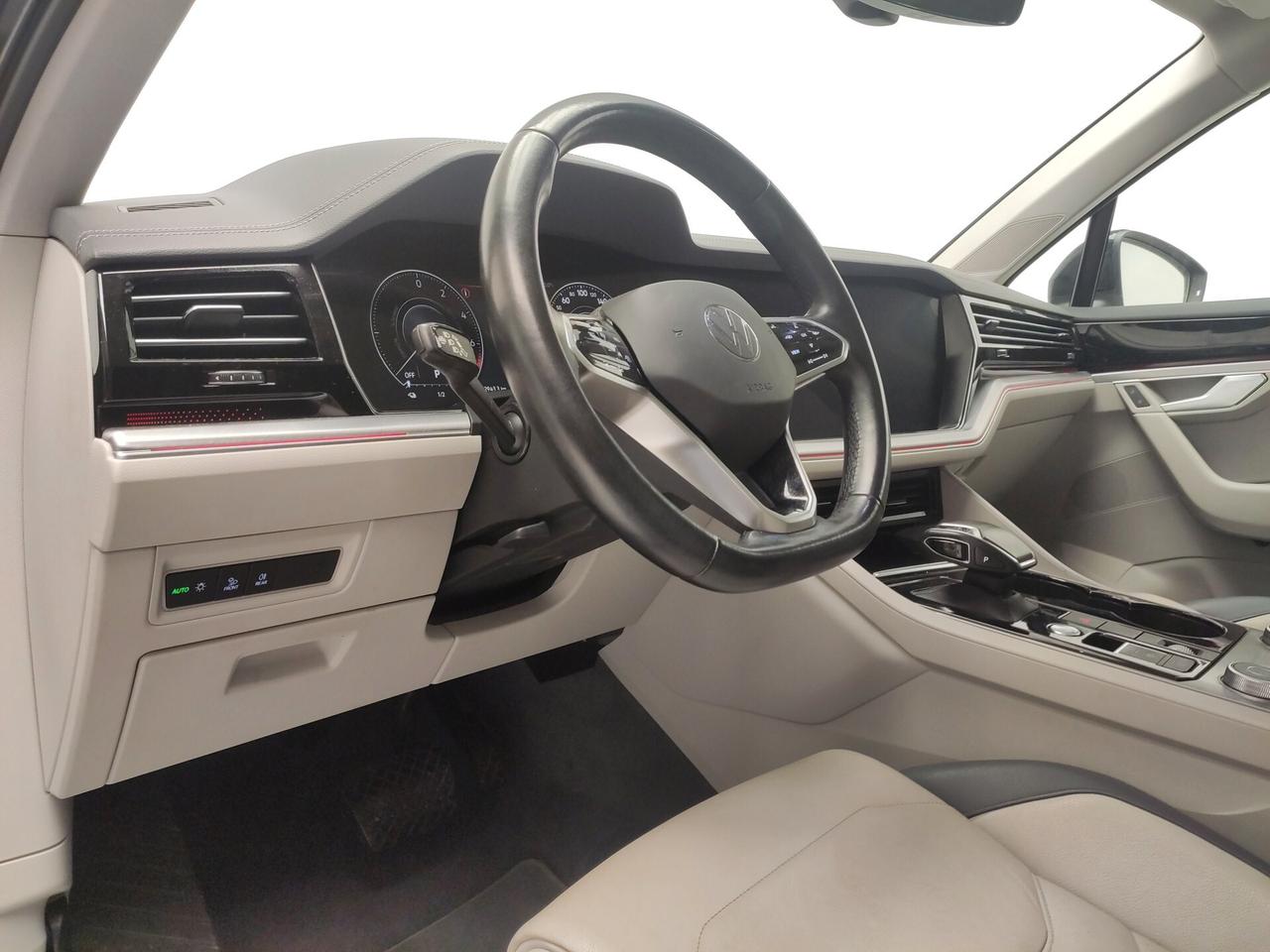 Volkswagen Touareg 3.0 V6 TSI eHybrid Elegance