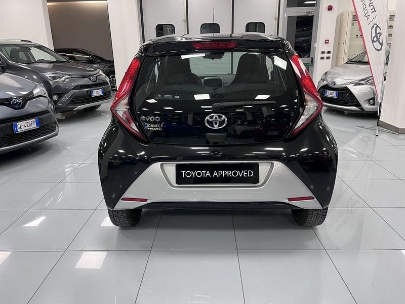 Toyota Aygo Connect 1.0 VVT-i 72 CV 5 porte x-play MMT