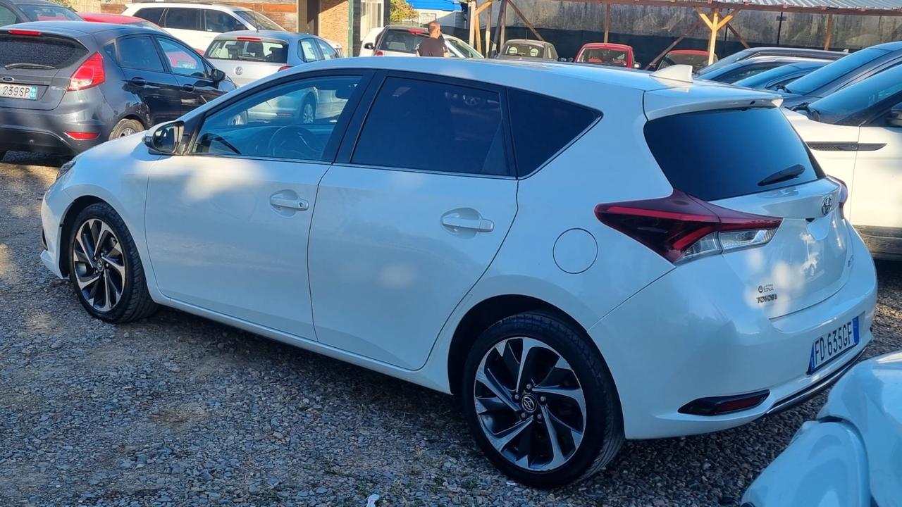 Toyota Auris 1.4 D-4D Active