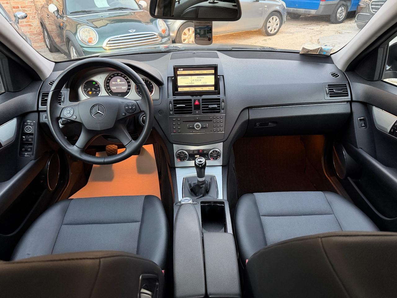 Mercedes-benz C 180 Kompressor 156CV Avantgarde