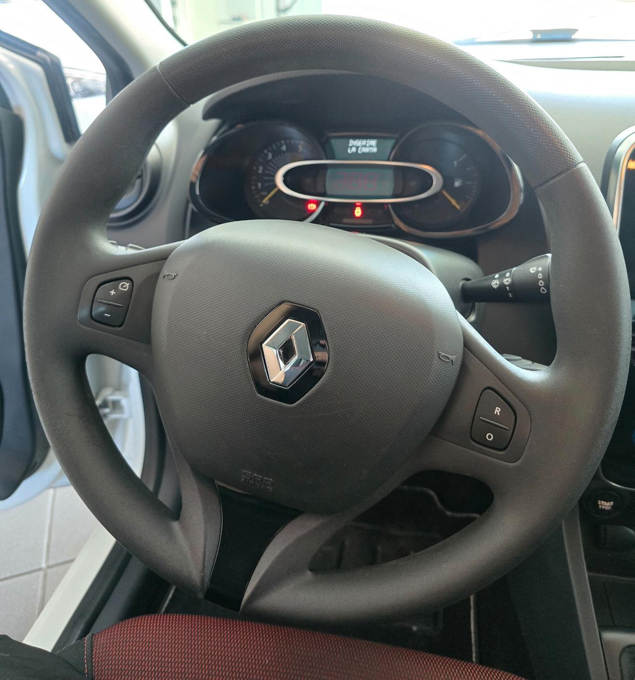 Renault Clio dCi 8V 75 CV Start&Stop 5 porte Energy Duel