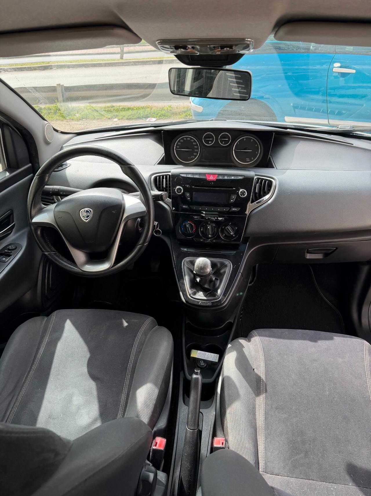 Lancia Ypsilon 1.3 Multyjet