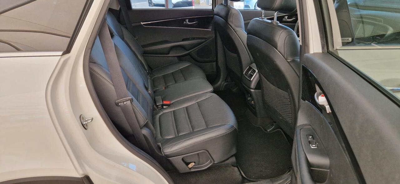 Kia Sorento 2.2 CRDi 200cv AWD Feel Rebel