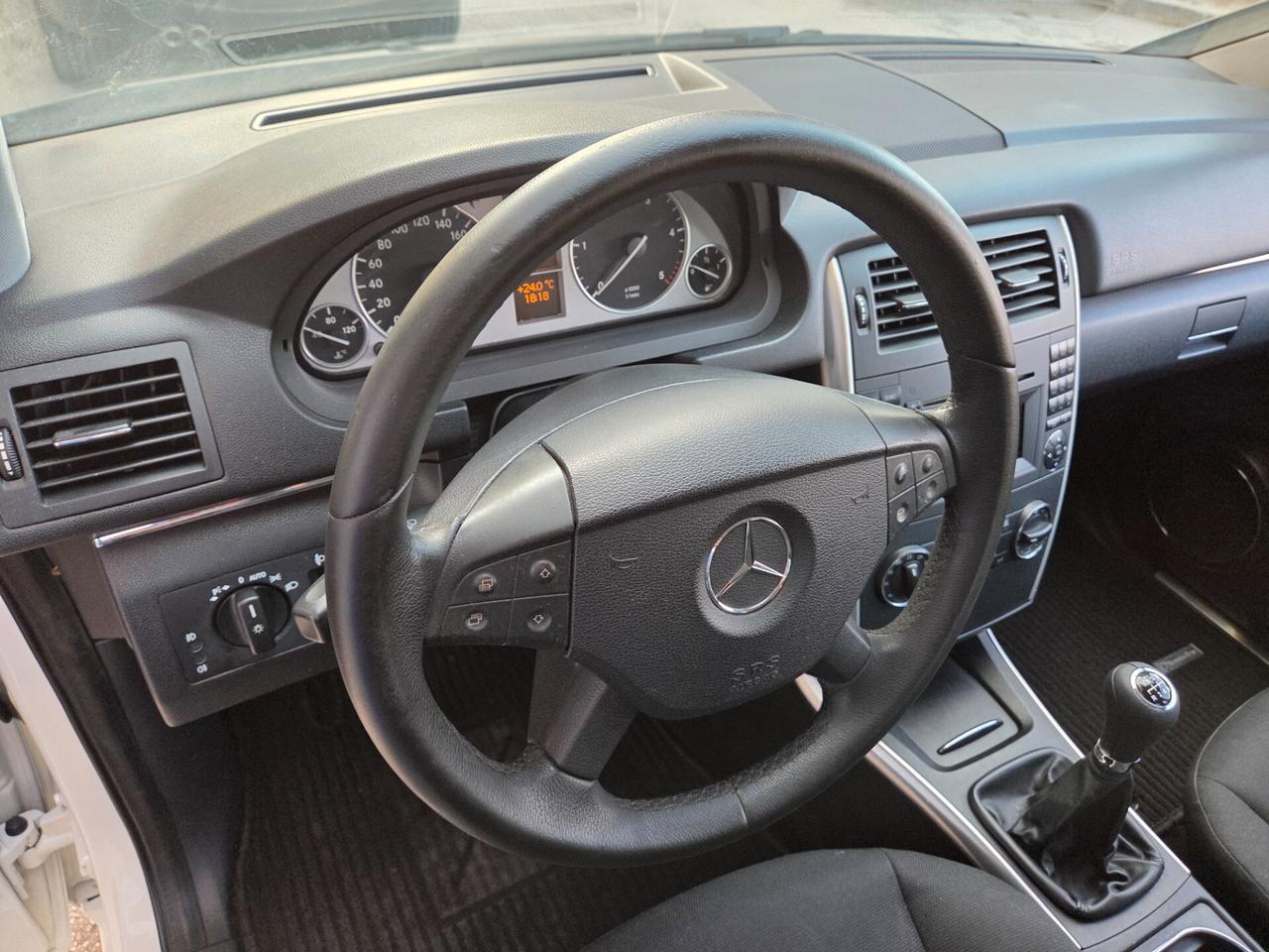MERCEDES B200 2.0 CDI 140 CV KM CERTIFICATI