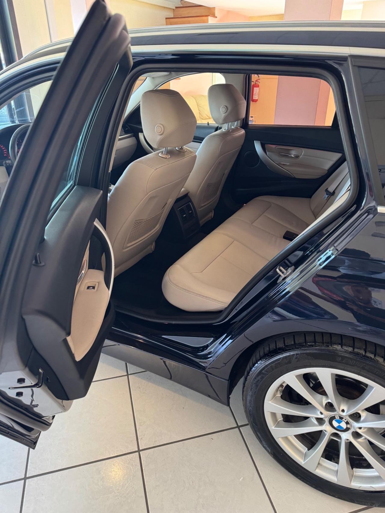 Bmw 320 320d xDrive Touring Msport