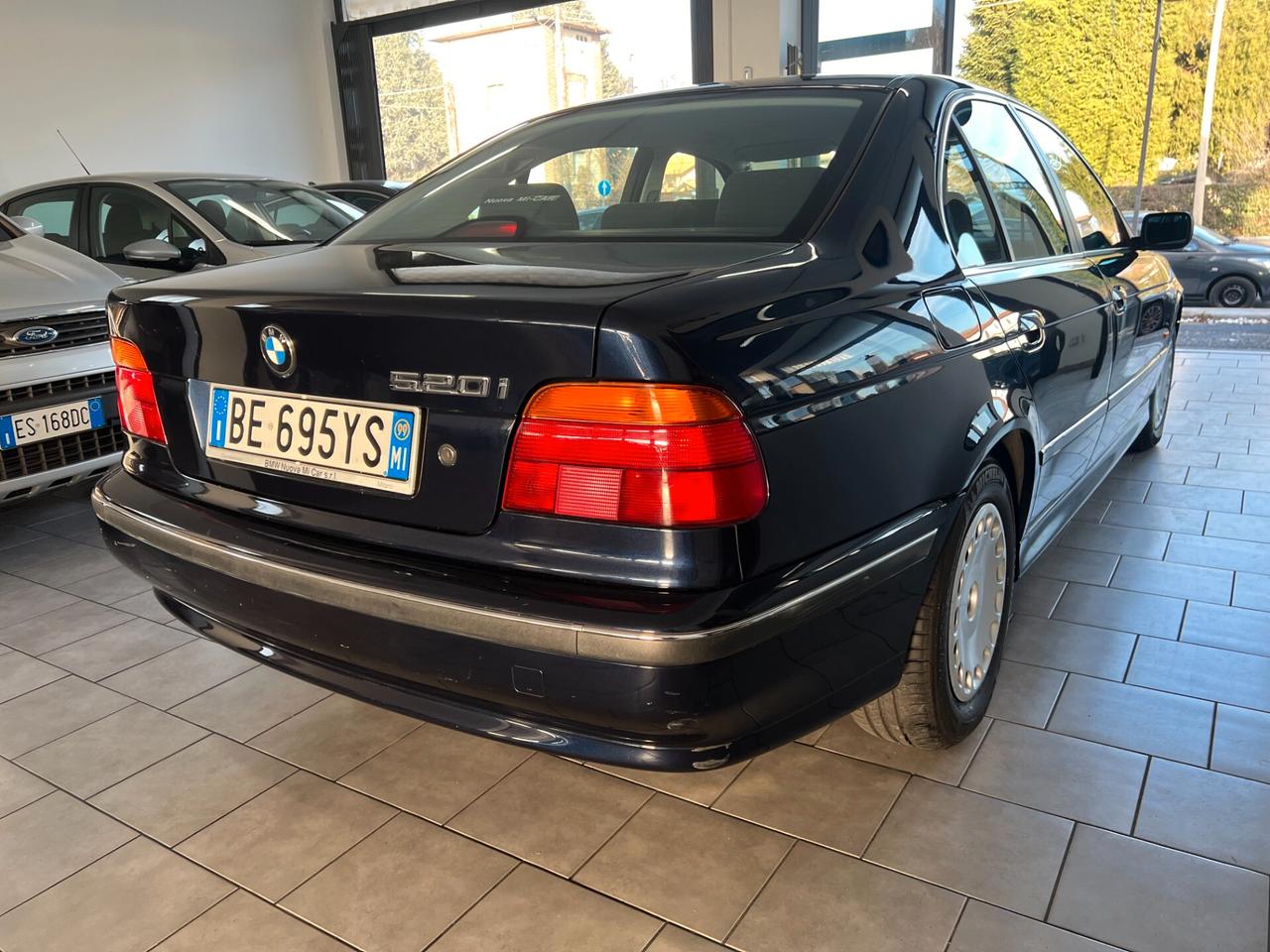 Bmw 520 520i 24V cat Attiva