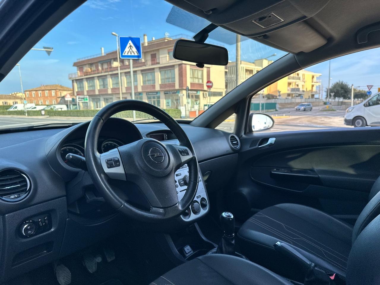 Opel Corsa 1.2 85CV 3 porte GPL-TECH One